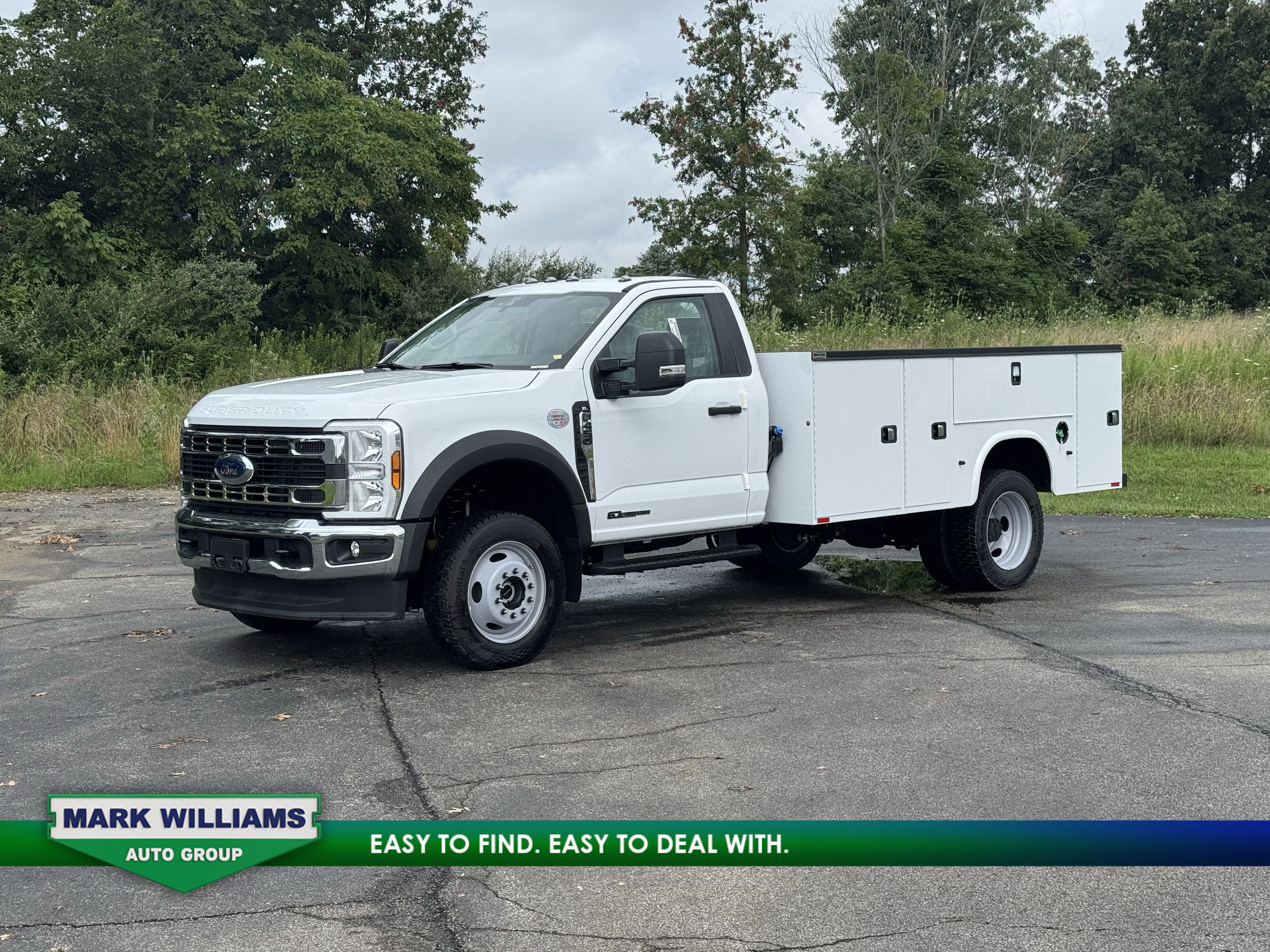 2025 Ford Super Duty F-450 DRW