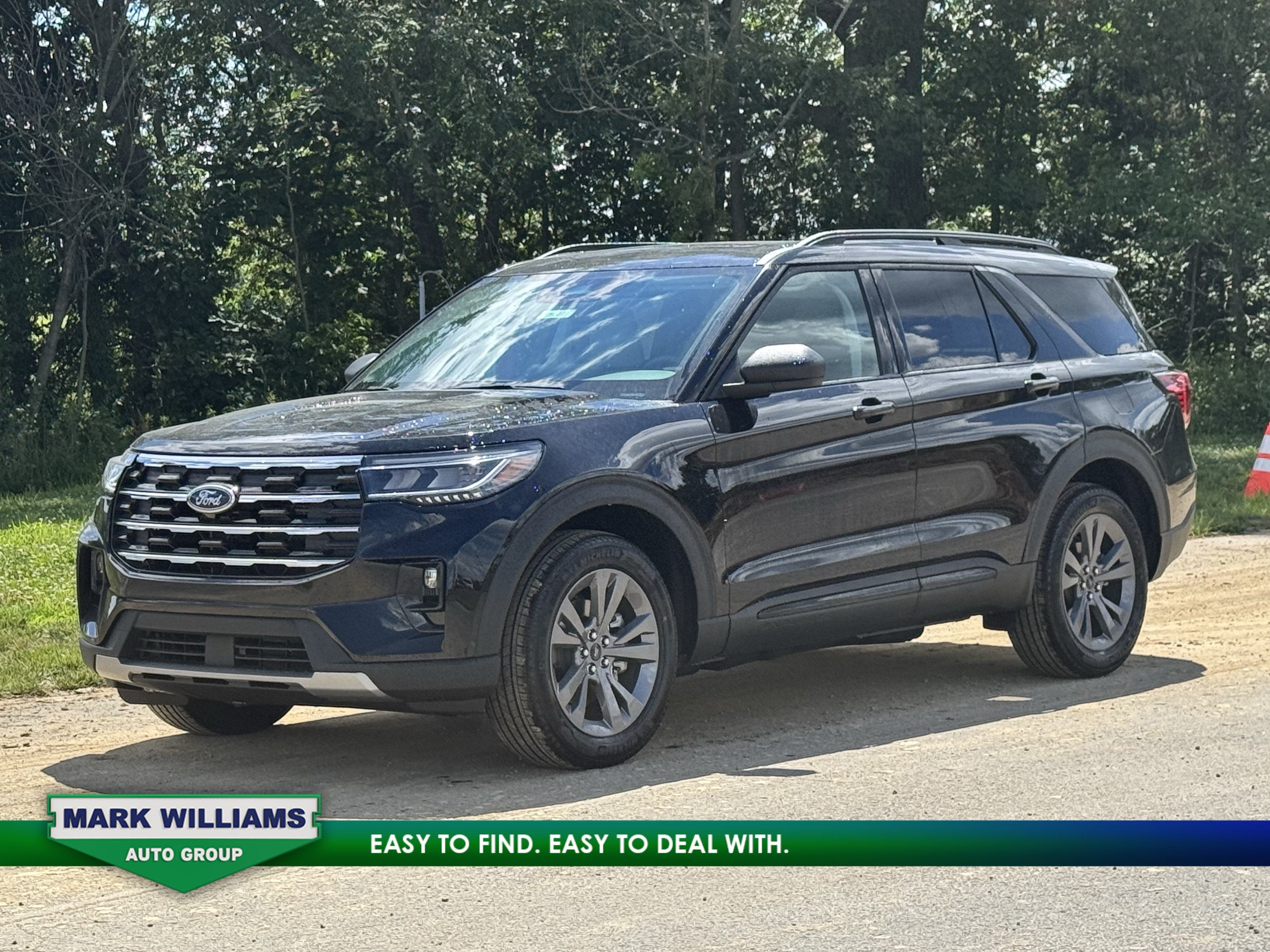 2026 Ford Explorer Active w/200A Pkg in Agate Black Metallic — front three-quarter view